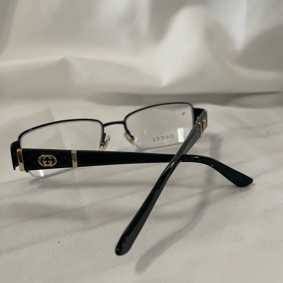 Gucci eyeglass frame - Picture 2 of 3